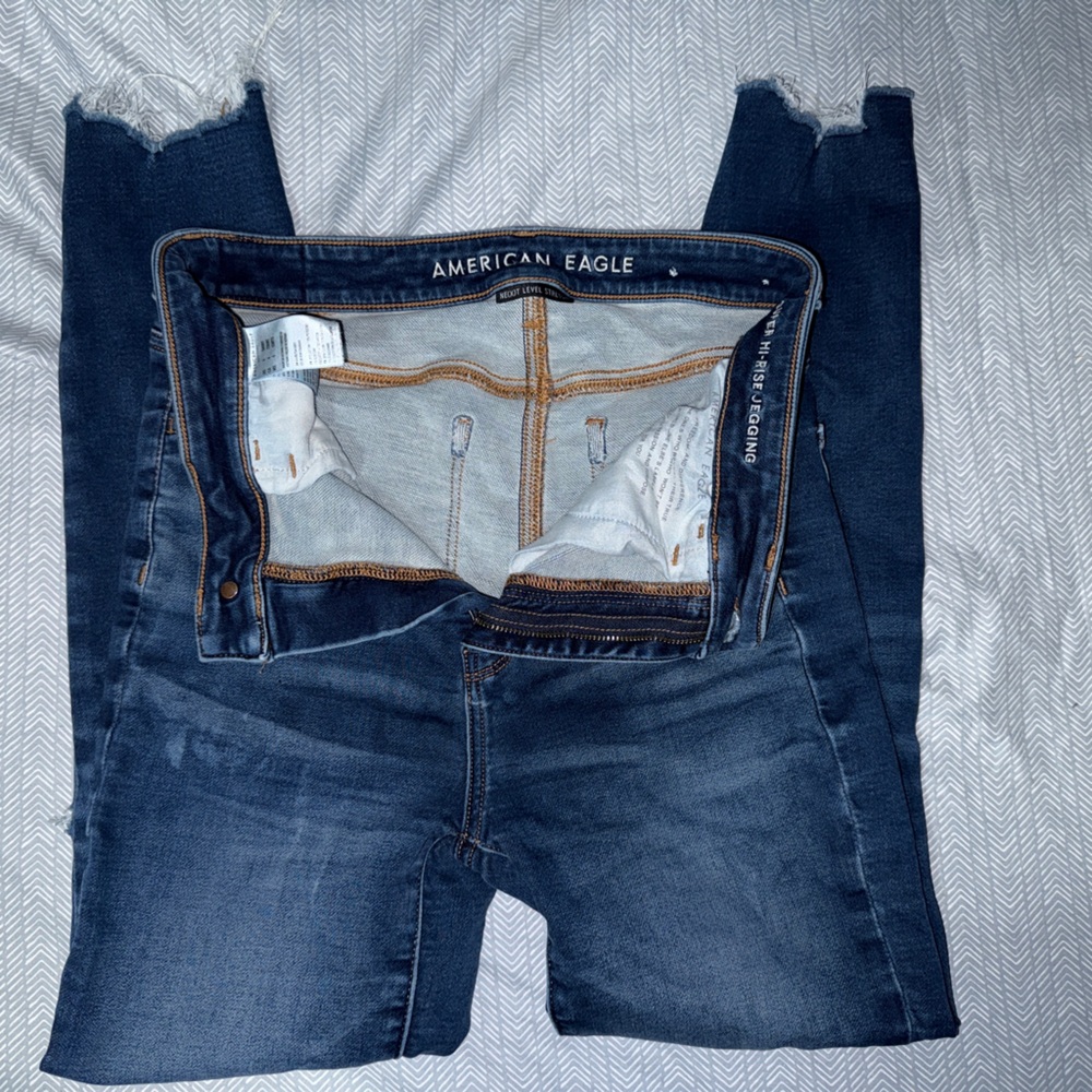 American Eagle Outfitters Super Hi-Rise Jegging